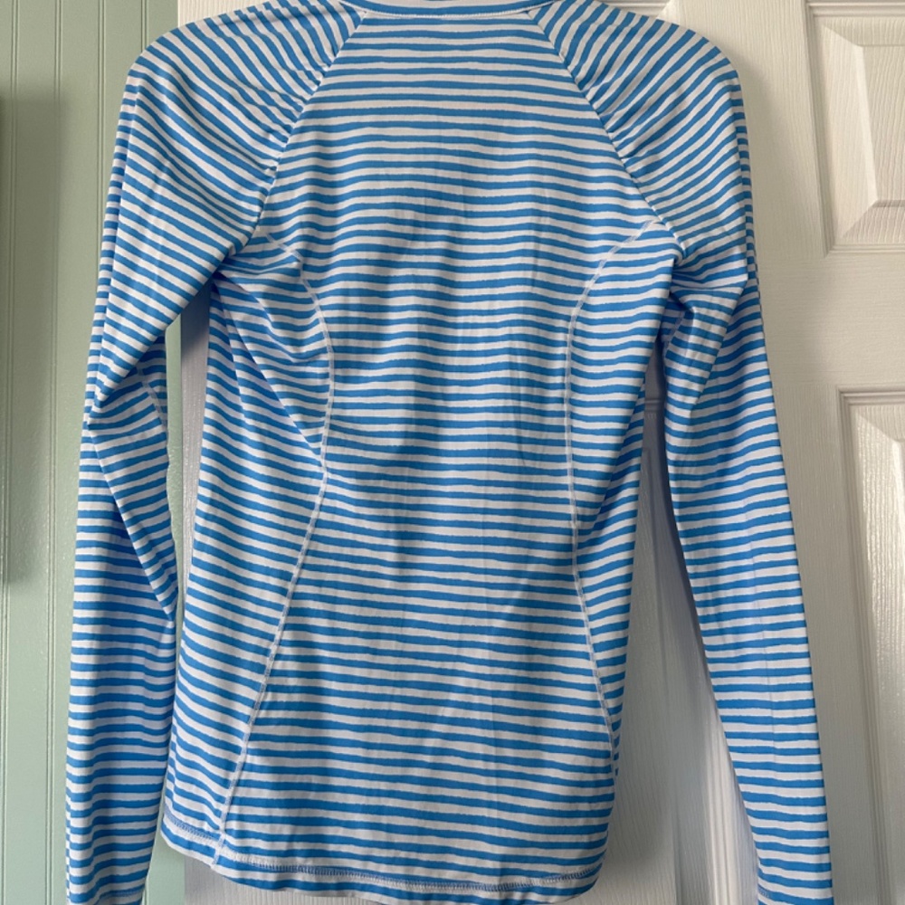 1/4 zip pull over - Picture 2 of 2